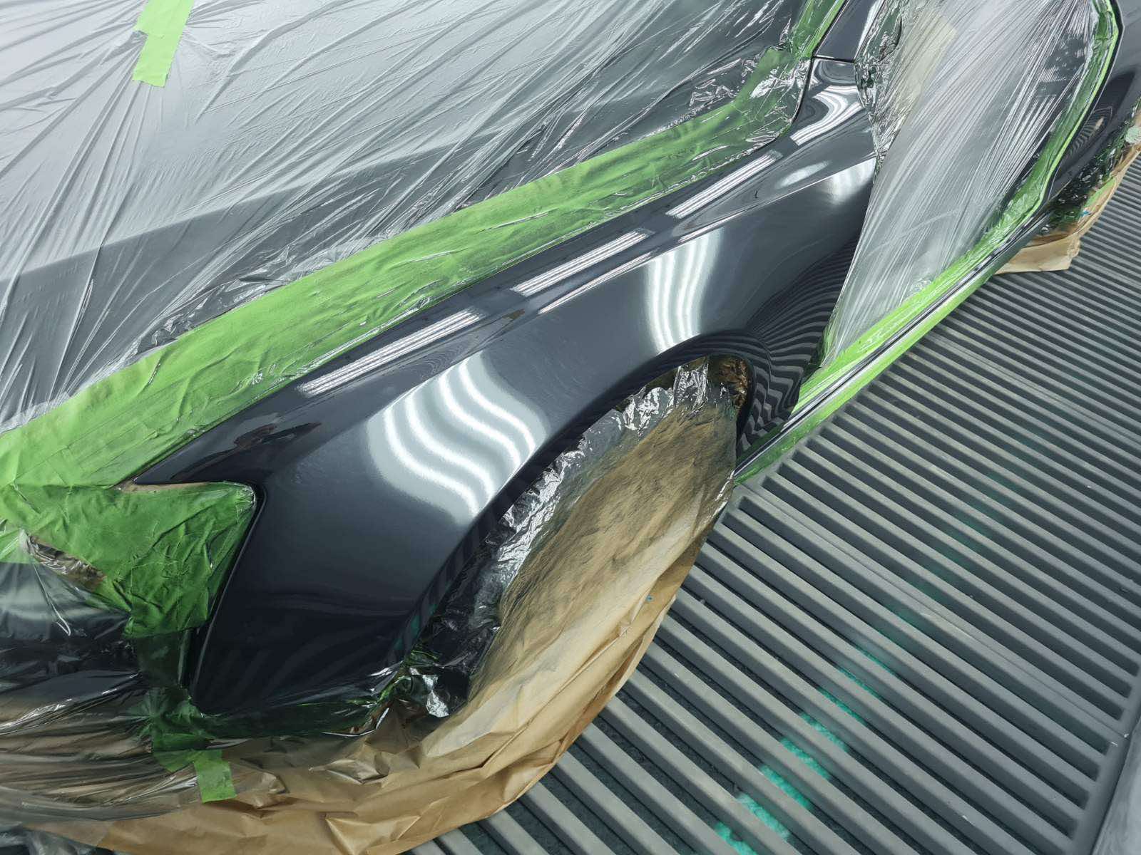 Automobilio kėbulo remonto ir dažymo darbų nuotrauka Vilniuje